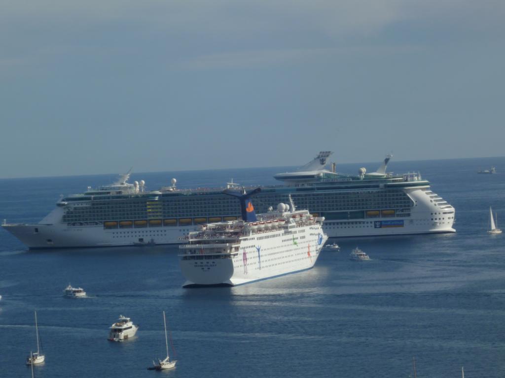 Appartement Charme Et Coeur Villefranche-sur-Mer Esterno foto